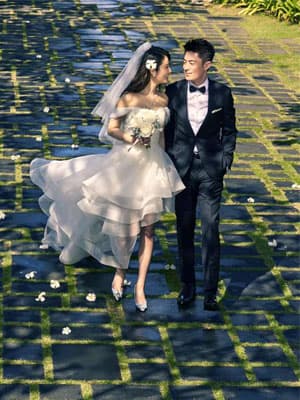 林心如的婚紗、婚戒和婚鞋原來是這些品牌！