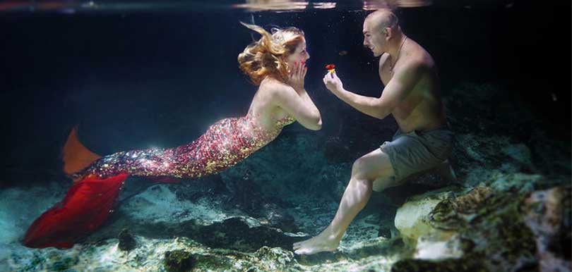 【水底求婚】紅色美人魚裝扮搶fo