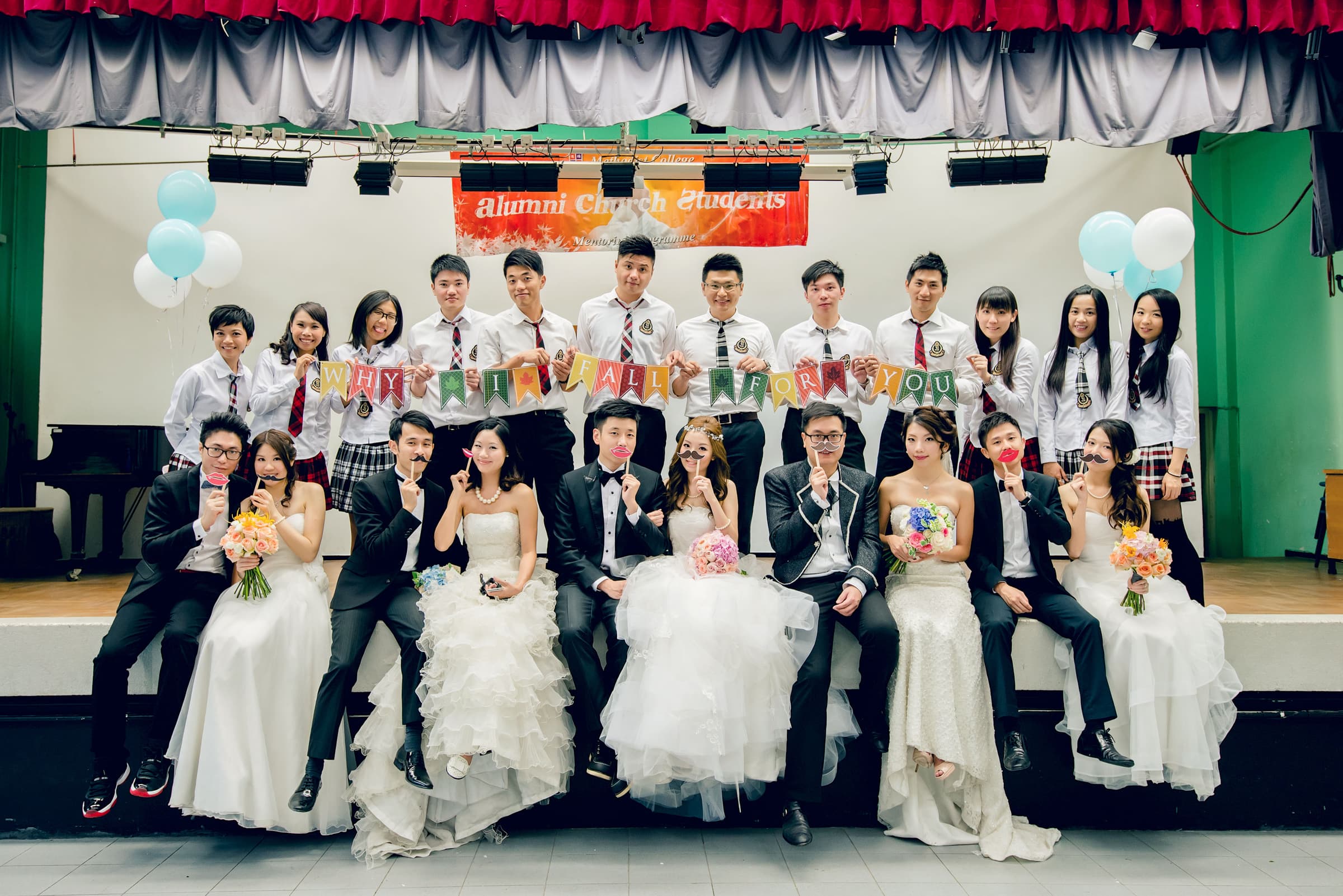 同班同學一同結婚去！