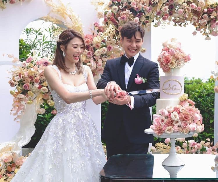 婚禮人情公價2023 | 10大婚禮類別人情中位價一覽!簽紙儀式同酒會升咗幾錢? 「闔府統請」要點俾?