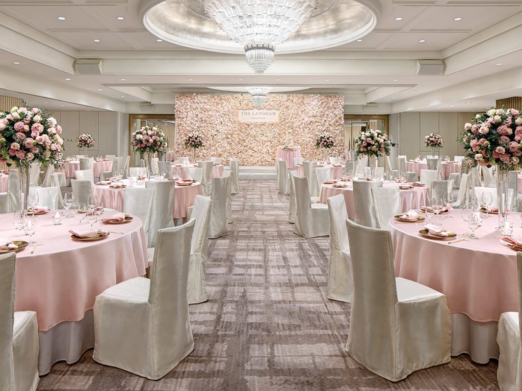 輕婚禮套餐優惠：朗廷酒店全新裝修了華麗宴會廳